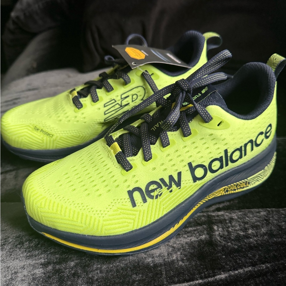 New Balance Tektrel Fuel Cell Sneaker (Women) W/Size 7 “ New without Tags